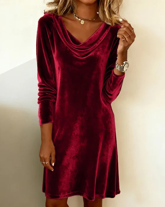 Vestido Amplio de Terciopelo