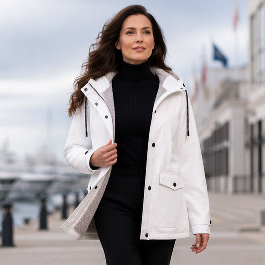 Chaqueta Cortavientos con Forro Polar Suave y Capucha
